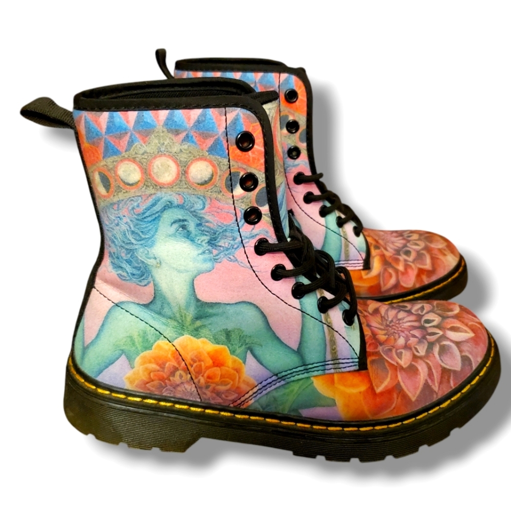 RARE FIND! Noa Knofa art psychedelic festival cute lace-up boots size 7 EU38 UK5